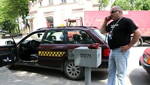 &Scaron;iauliuose ketinama &scaron;venčių dienomis padidinti taksi kainas