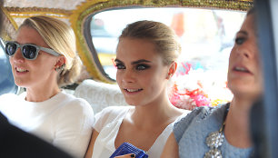 Cara Delevingne sesers Poppy Delevingne vestuvėse