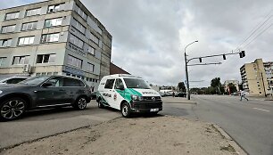 Policija Kauno Varnių gatvėje 