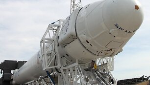 &bdquo;SpaceX&ldquo; raketa &bdquo;Falcon 9&ldquo; 