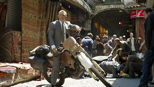 Danielis Craigas filme &bdquo;Operacija &bdquo;Skyfall&ldquo; (2012 m.)