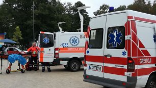Greitosios pagalbos medikai Palangoje surengė žaidynes, kurių metu mokosi įvairiose situacijose gelbėti žmones.