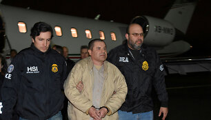 Į JAV atgabentas Joaquinas &bdquo;El Chapo&ldquo; Guzmanas