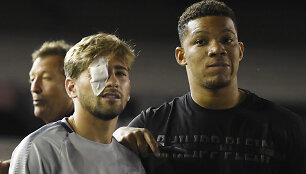 Prie&scaron; &bdquo;Copa Libertadores&ldquo; finalo mačą Buenos Airėse kilo chaosas