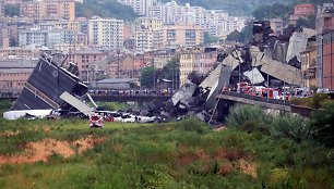 Italijoje sugriuvo greitkelio viadukas