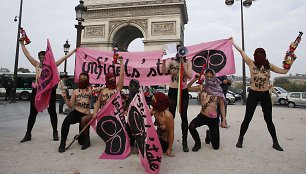 „Femen“ protestas Paryžiuje 