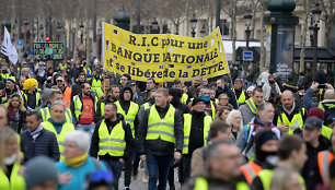 „Geltonųjų liemenių“ protestas Paryžiuje