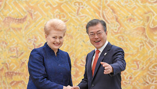 Prezidentė susitiko su Korėjos Respublikos Prezidentu Moon Jae-Inu