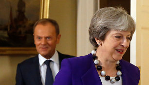 Donaldas Tuskas ir Theresa May