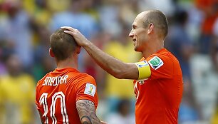 Wesley Sneijderis ir Arjenas Robbenas
