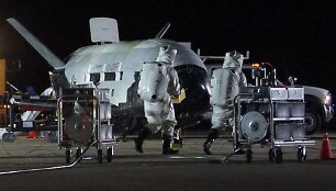  X-37B sugrįžo į Žemę 