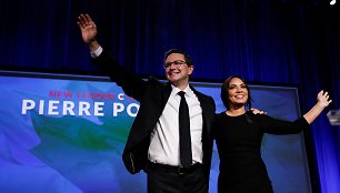 Pierre'as Poilievre’as  ir jo žmona Anaida