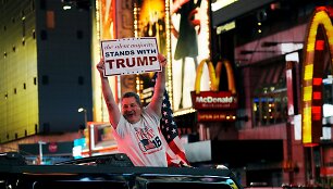 Amerikiečiai &scaron;venčia Donaldo Trumpo pergalę prezidento rinkimuose