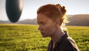 Amy Adams filme &bdquo;Atvykimas&ldquo;