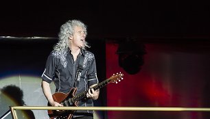 Brianas May iš „Queen“