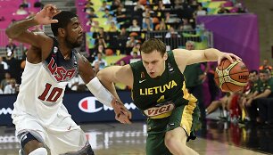 Martynas Pocius ir Kyrie Irvingas