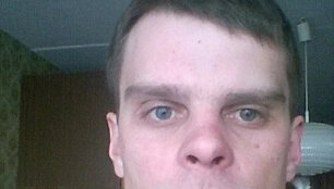 Ie&scaron;koma pradingusio Tado Karnatkos