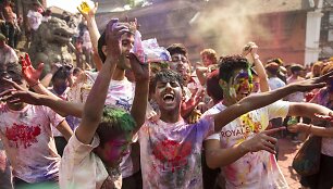 Holi &scaron;venčia visas Katmandu