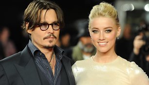 Johnny Deppas su Amber Heard