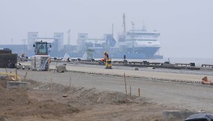 „Klaipėdos Smeltė“ pradėjo statyti konteinerių paskirstymo terminalą