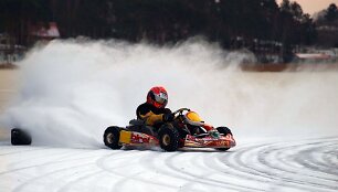 &bdquo;P1 racing&ldquo; treniruotė ant ledo