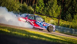 Manto Kulvinsko &bdquo;driftas&ldquo; &bdquo;Nemuno žiede&ldquo;
