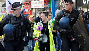 „Geltonųjų liemenių“ protestas Paryžiuje