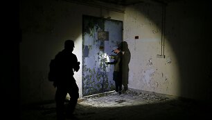 Kaukėti aktyvistai tyrinėja apleistą Honkongo praeitį