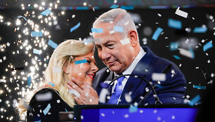 Benjaminas Netanyahu su žmona Sara
