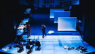 Spektaklio &bdquo;Lost Lost Lost&ldquo; scena. 