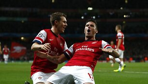 Aaronas Ramsey ir Olivier Giroud