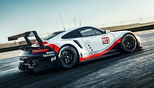 „Porsche 911 RSR“