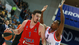 Nando De Colo