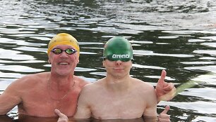 Plaukimo varžybos &Scaron;veicarijos kaime Jonavos rajone.