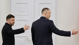 V. Zelenskis ir K. Nawrockis / WOJTEK RADWANSKI / AFP