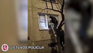 itariamuju-buta-spec-pajegos-sturmavo-per-langa