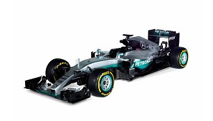 &bdquo;Mercedes&ldquo; pristatė 2016 m. &bdquo;Formulės 1&ldquo; bolidą W07