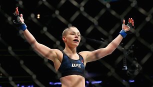 Rose Namajunas nokautavo Joanną Jedrzejczyk ir tapo UFC čempione.