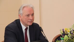 Prof. Arūnas Valiulis
