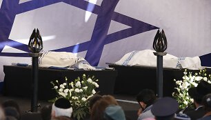 Per islamisto ataką Paryžiuje nužudytų žydų laidotuvės Jeruzalėje