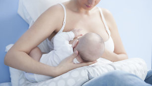Kaip prižiūrėti krūtis žindant kūdikį?