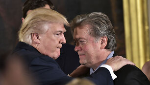 S.Bannonas ir D.Trumpas
