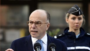 Bernard'as Cazeneuve'as