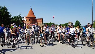 Dviračių žygis ir nakvynė Raudonės pilyje – įspūdingas maršrutas ir iš naujo atrastos vietos