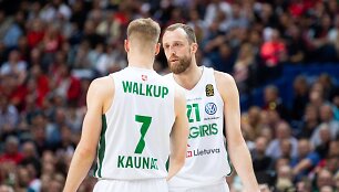 Thomas Walkupas ir Artūras Milaknis
