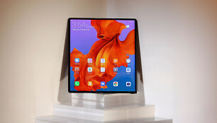 &bdquo;Huawei Mate X&ldquo; telefonas