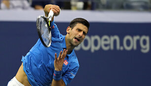 Novakas Džokovičius &bdquo;US Open&ldquo; a&scaron;tuntfinalyje sutriu&scaron;kino Kyle'ą Edmundą