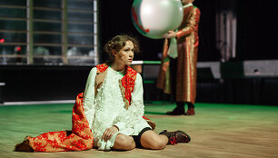 Digna Kulionytė vaidina Kseniją Godunovą. Rugsėjo 1-ąją Klaipėdos dramos teatro scenoje premjera &ndash; J.Klatos statytas &bdquo;Borisas Godunovas&ldquo;