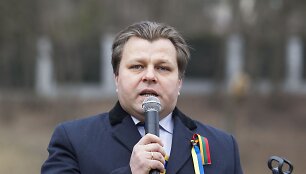 Mantas Adomėnas