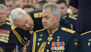 Rusijos gynybos ministras Sergejus Šoigu ir ministro pavaduotojas Nikolajus Pankovas